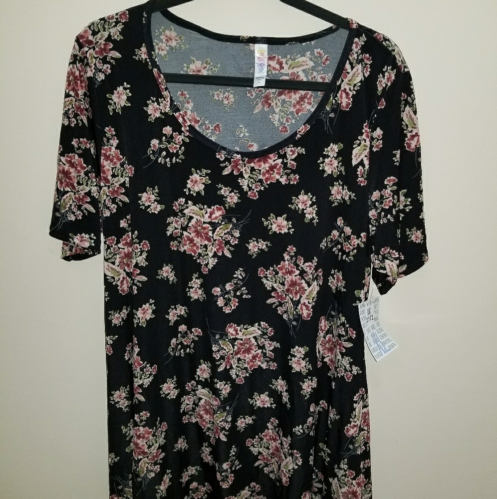 LuLaRoe XL Perfect T